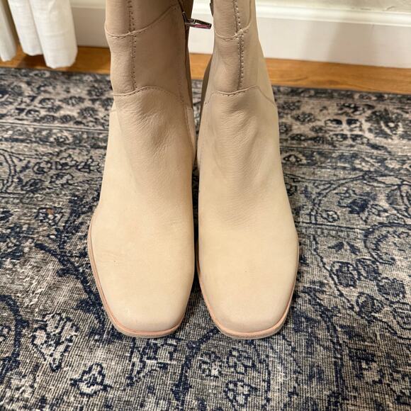 DOLCE VITA Women’s 8 Fynn Block Heel Leather Knee High Boots Cream Leather - Picture 5 of 7